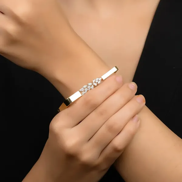 Bangles & Bracelet